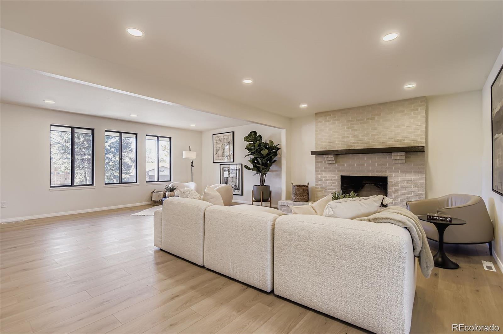 MLS Image #4 for 6096 s monaco way,centennial, Colorado
