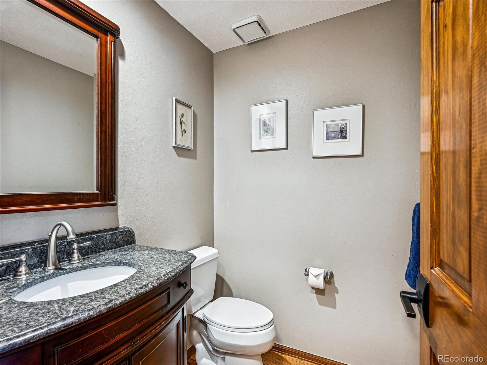 MLS Image #11 for 6043 s geneva court,englewood, Colorado