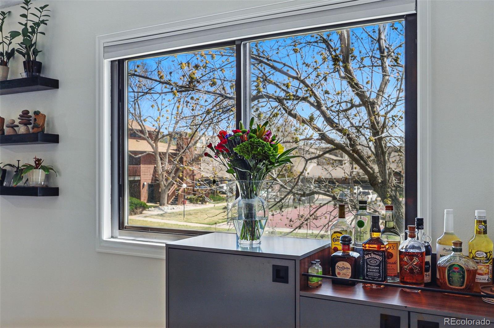 MLS Image #11 for 540 s forest street 5-204,denver, Colorado