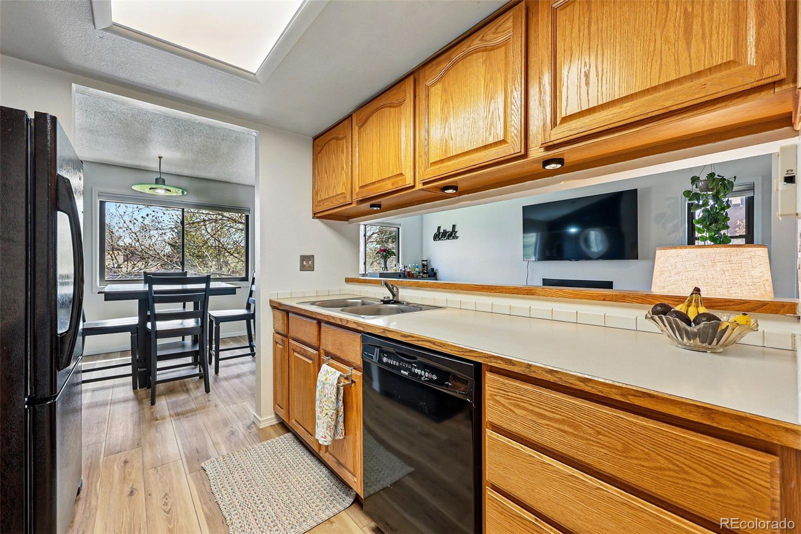 MLS Image #12 for 540 s forest street 5-204,denver, Colorado