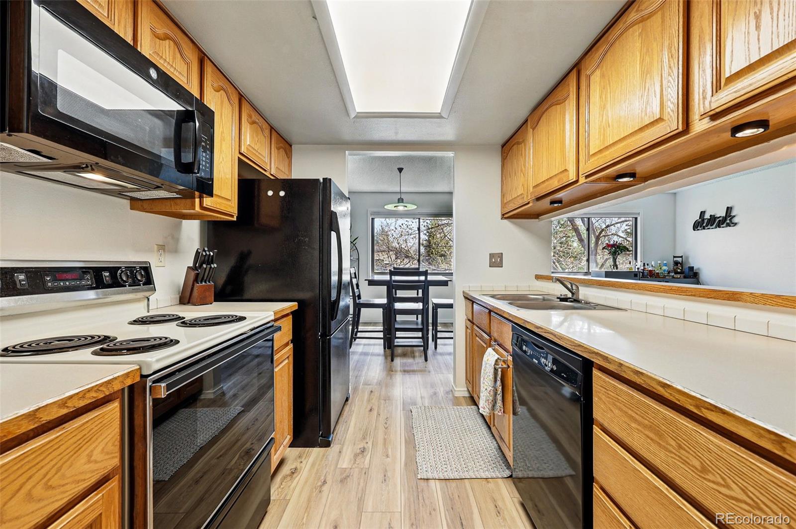 MLS Image #14 for 540 s forest street 5-204,denver, Colorado