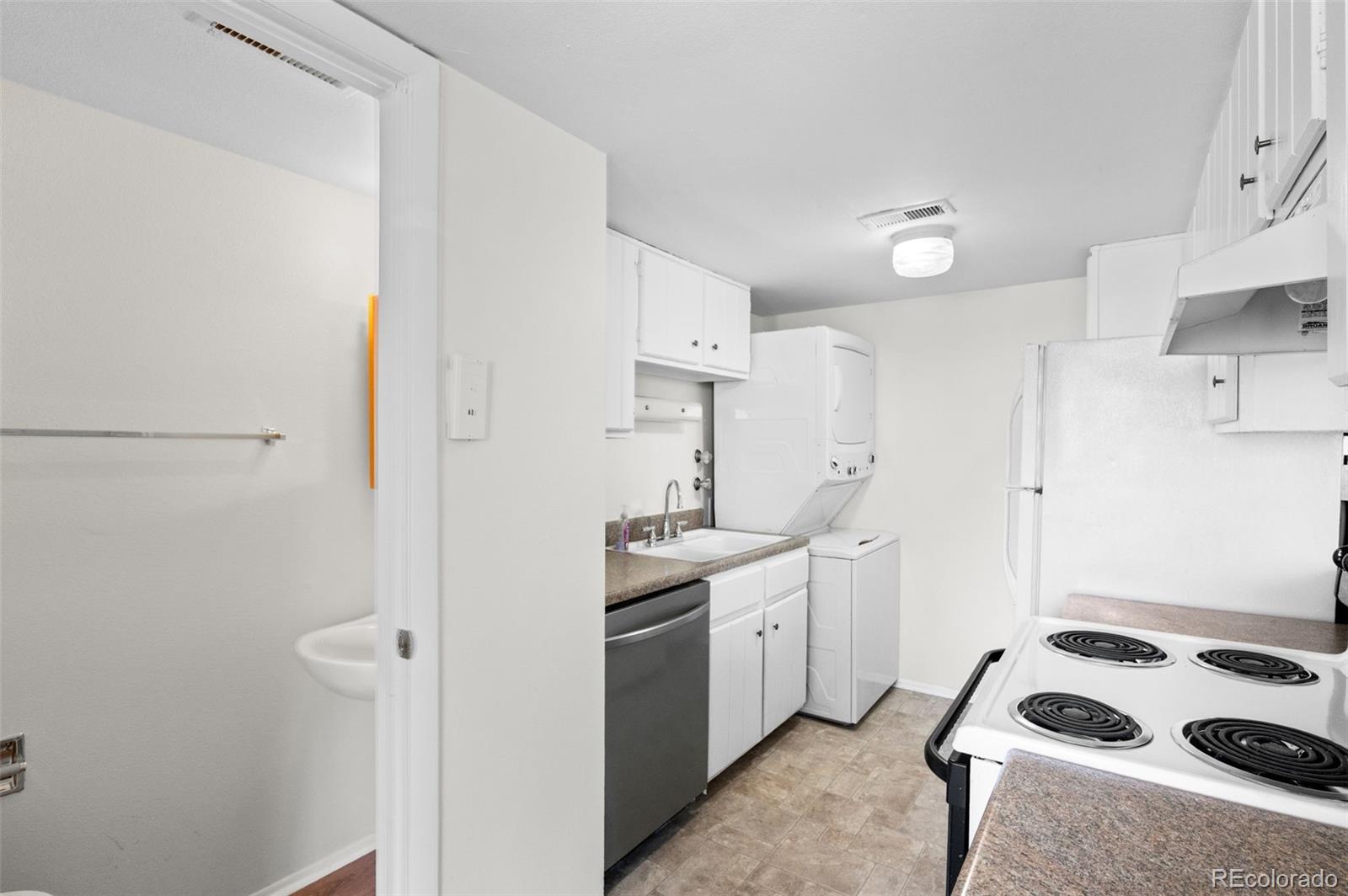 MLS Image #17 for 3354 s flower street,lakewood, Colorado