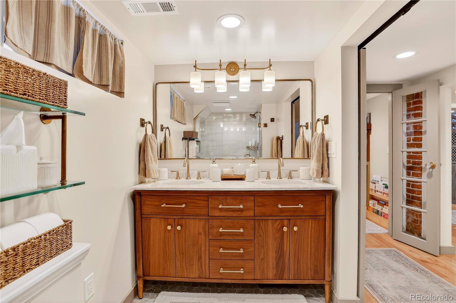 MLS Image #26 for 2077 s corona street,denver, Colorado