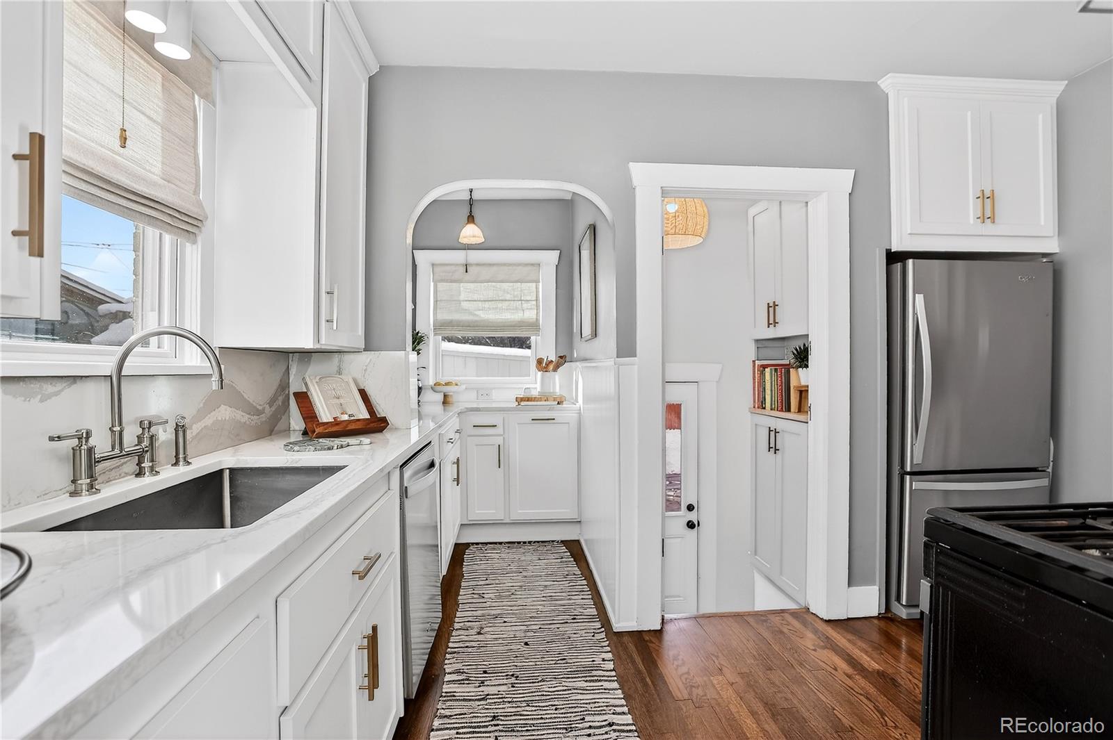 MLS Image #9 for 2077 s corona street,denver, Colorado