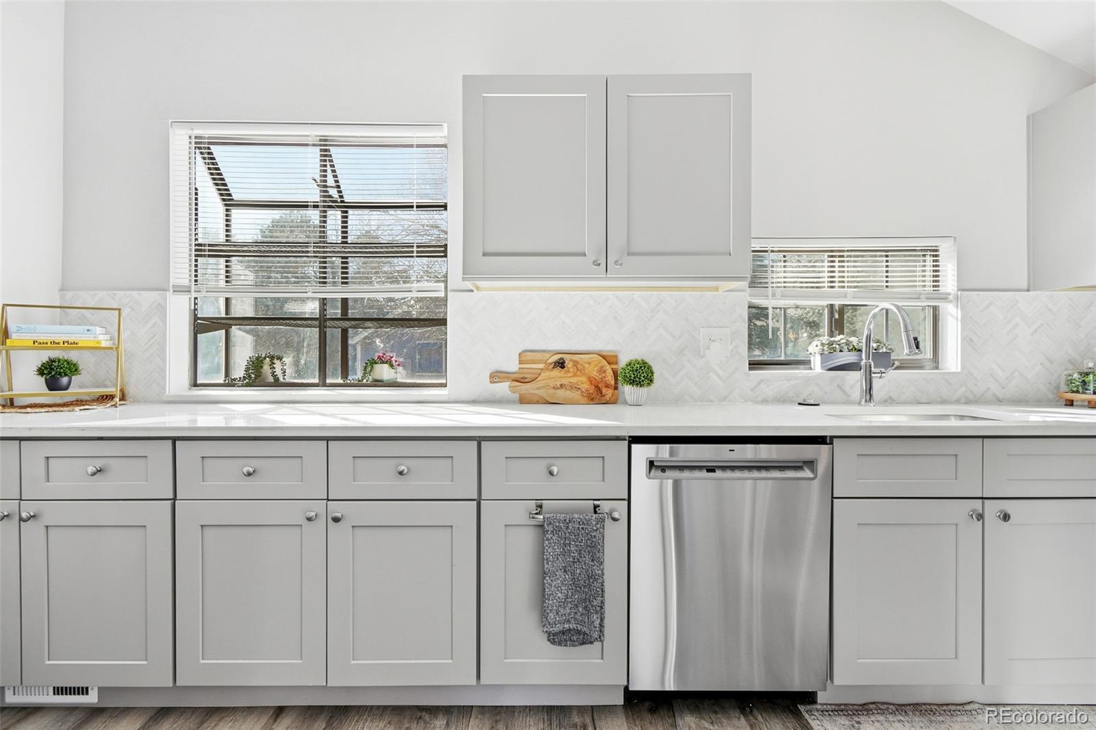 MLS Image #19 for 2993 s revere street,aurora, Colorado