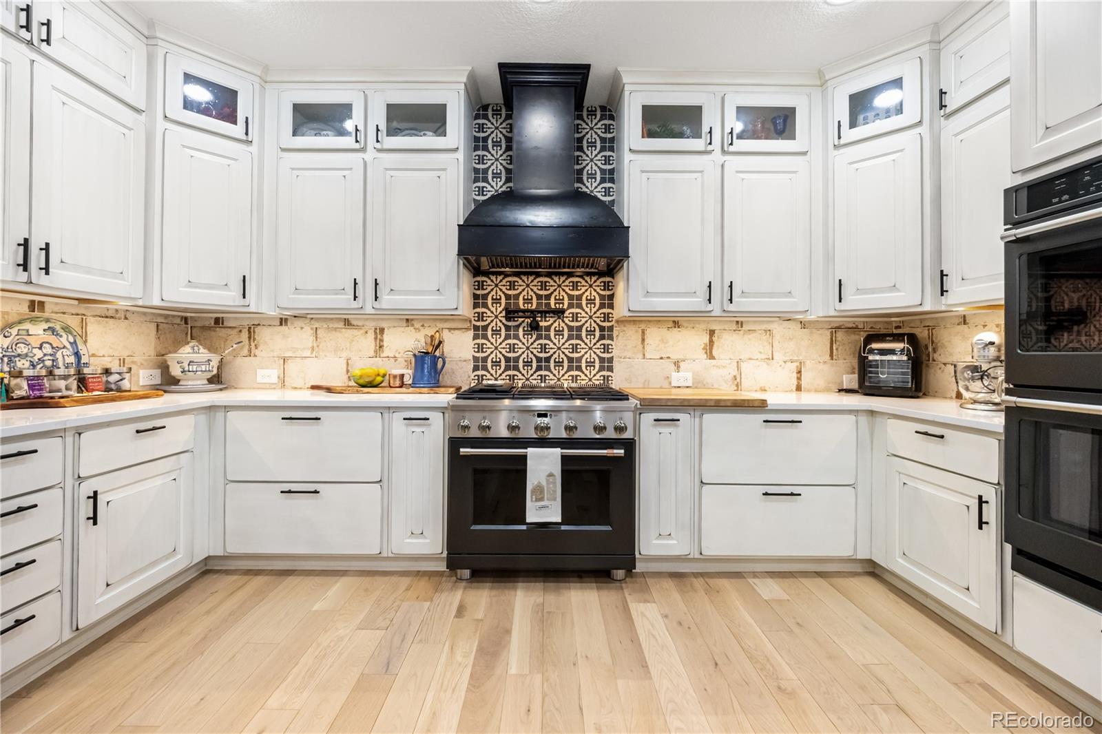 MLS Image #2 for 4545 s monaco street,denver, Colorado