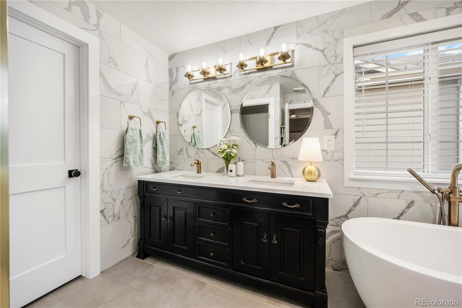 MLS Image #22 for 4545 s monaco street,denver, Colorado