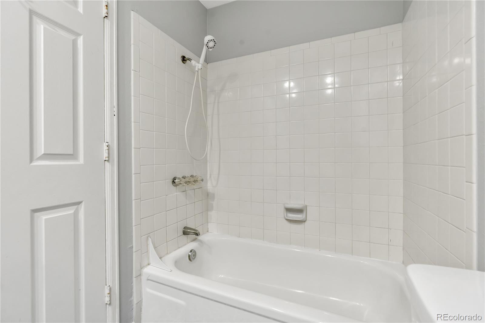 MLS Image #9 for 13202 e asbury drive,aurora, Colorado