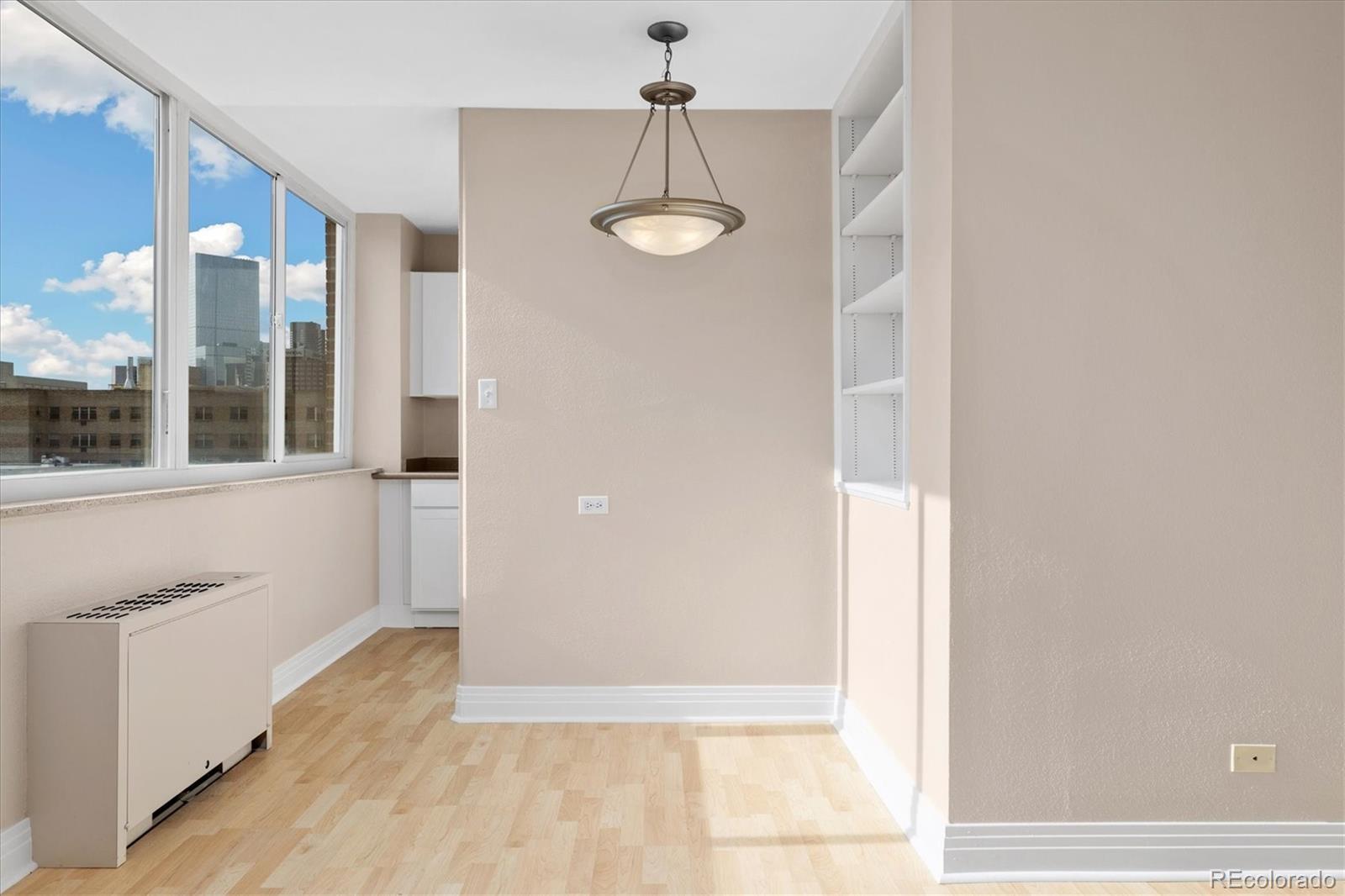 MLS Image #10 for 1196 n grant street 501,denver, Colorado