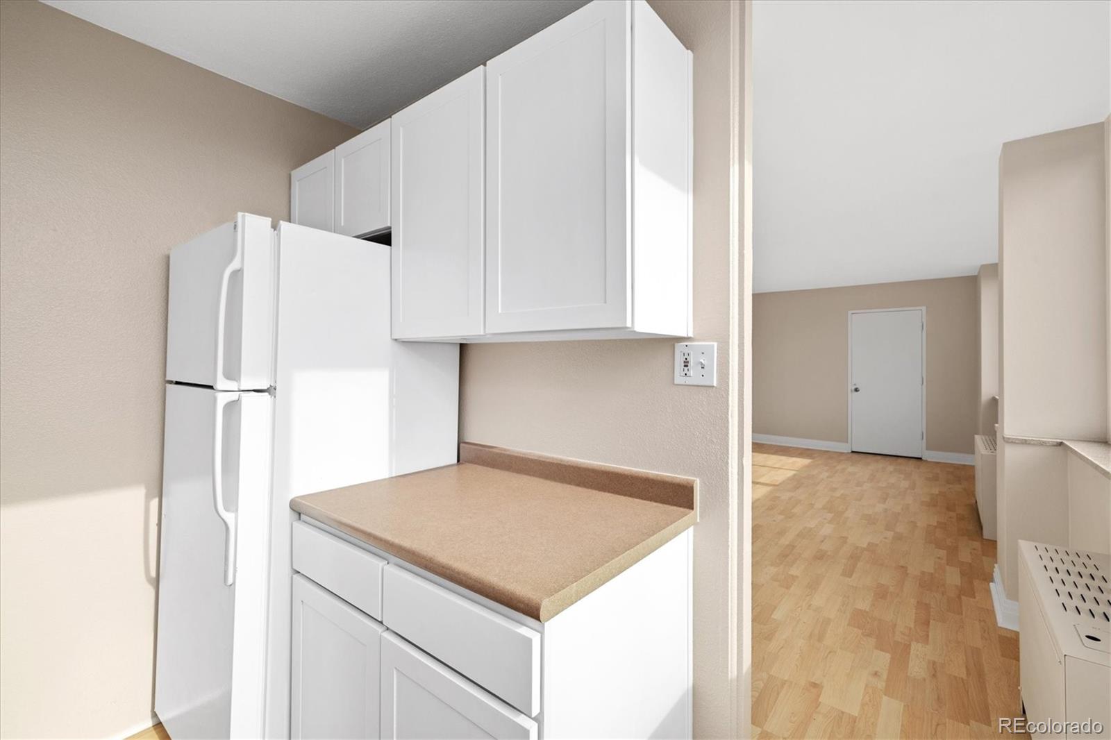 MLS Image #13 for 1196 n grant street 501,denver, Colorado