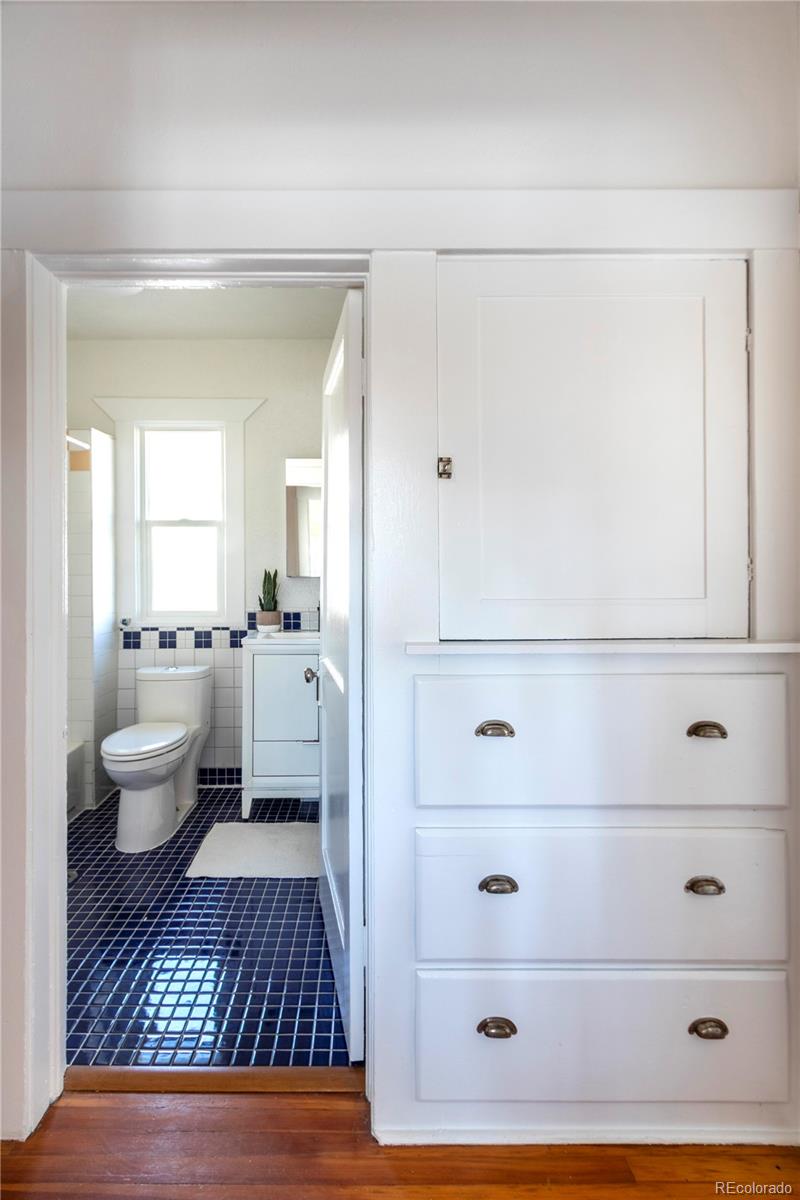 MLS Image #10 for 3200 n vine street,denver, Colorado
