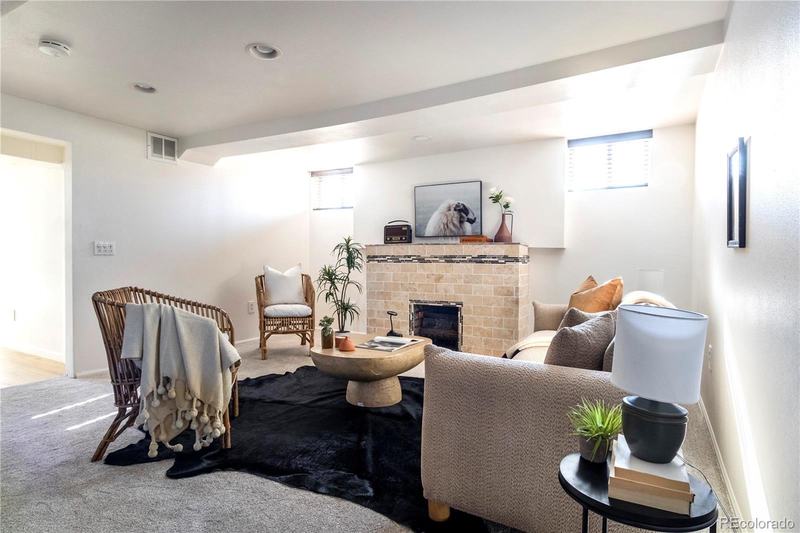 MLS Image #19 for 3200 n vine street,denver, Colorado