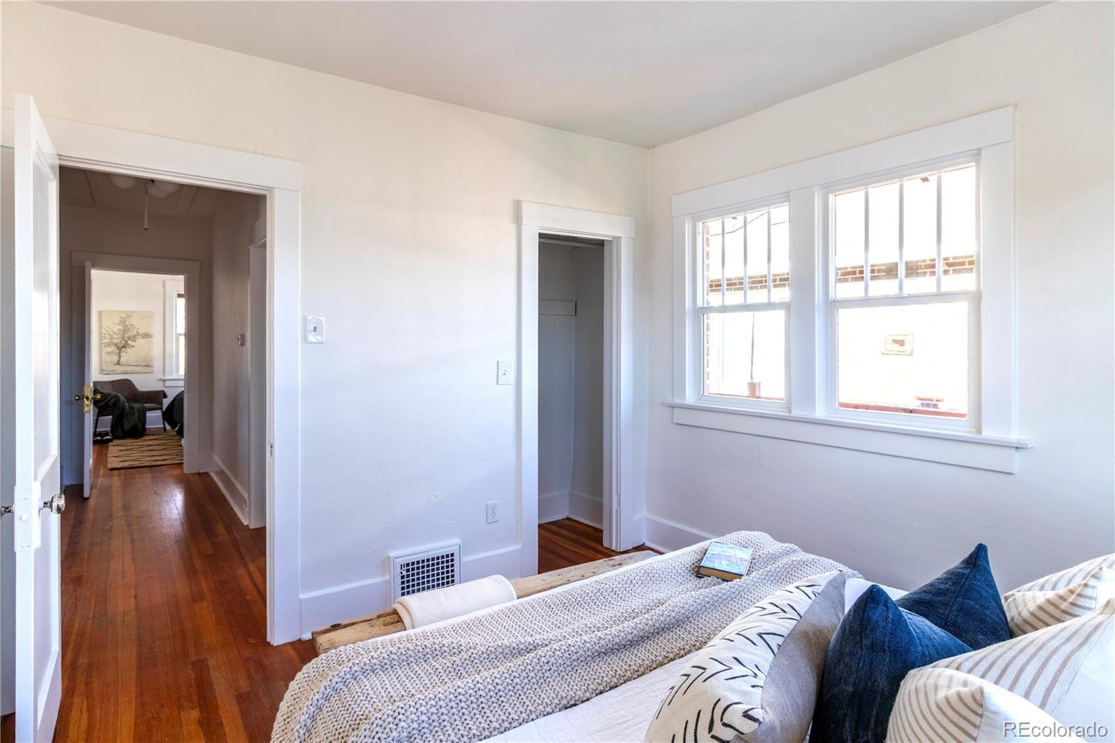 MLS Image #9 for 3200 n vine street,denver, Colorado