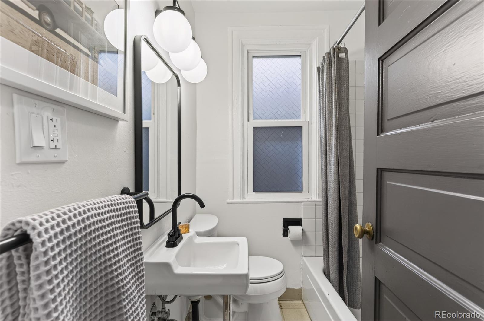 MLS Image #18 for 551  cherokee street,denver, Colorado