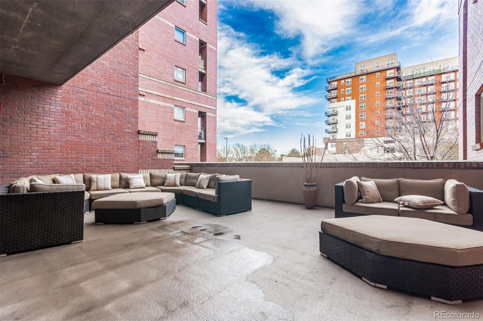 MLS Image #35 for 1975 n grant street 627,denver, Colorado