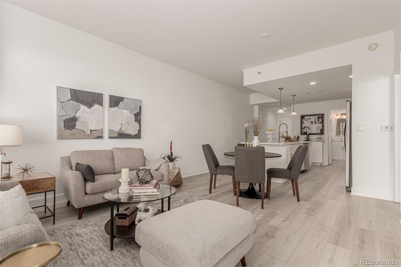 MLS Image #9 for 1975 n grant street 627,denver, Colorado