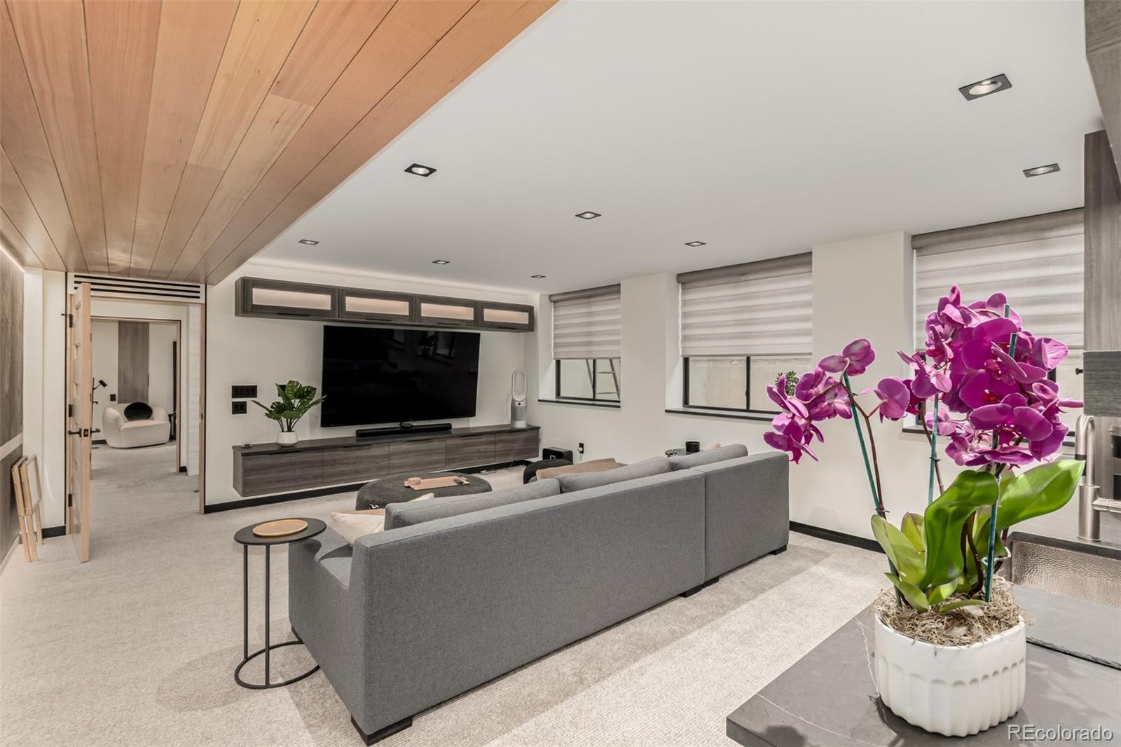 MLS Image #11 for 634 s corona street,denver, Colorado