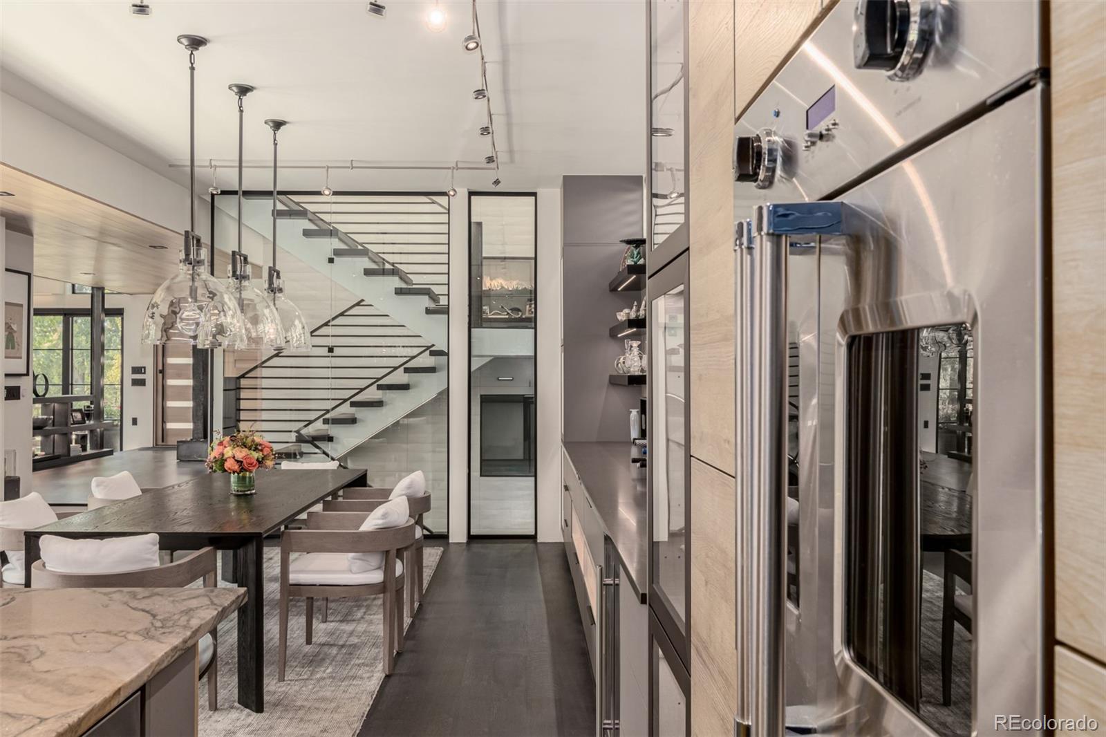 MLS Image #14 for 634 s corona street,denver, Colorado