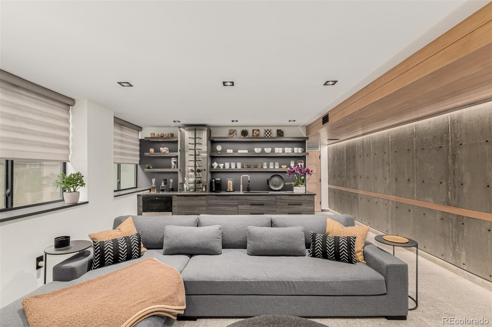 MLS Image #18 for 634 s corona street,denver, Colorado