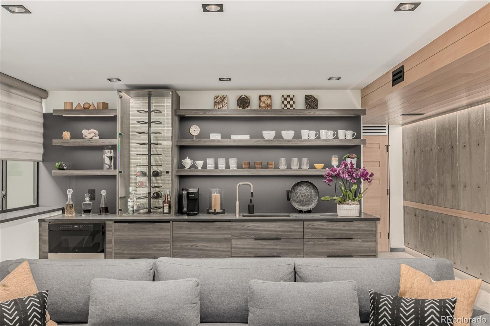 MLS Image #19 for 634 s corona street,denver, Colorado