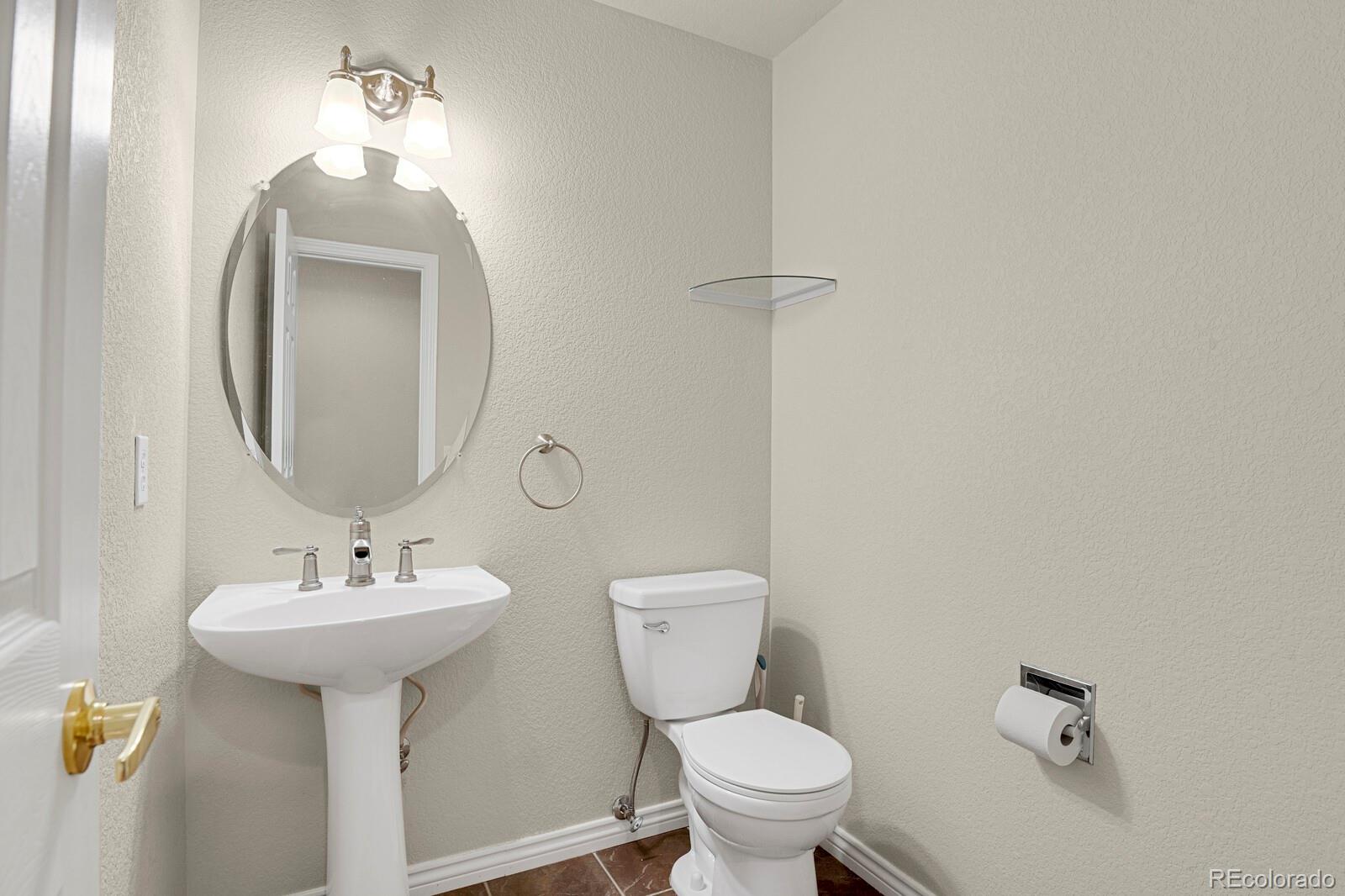 MLS Image #6 for 6373 s richfield street,aurora, Colorado