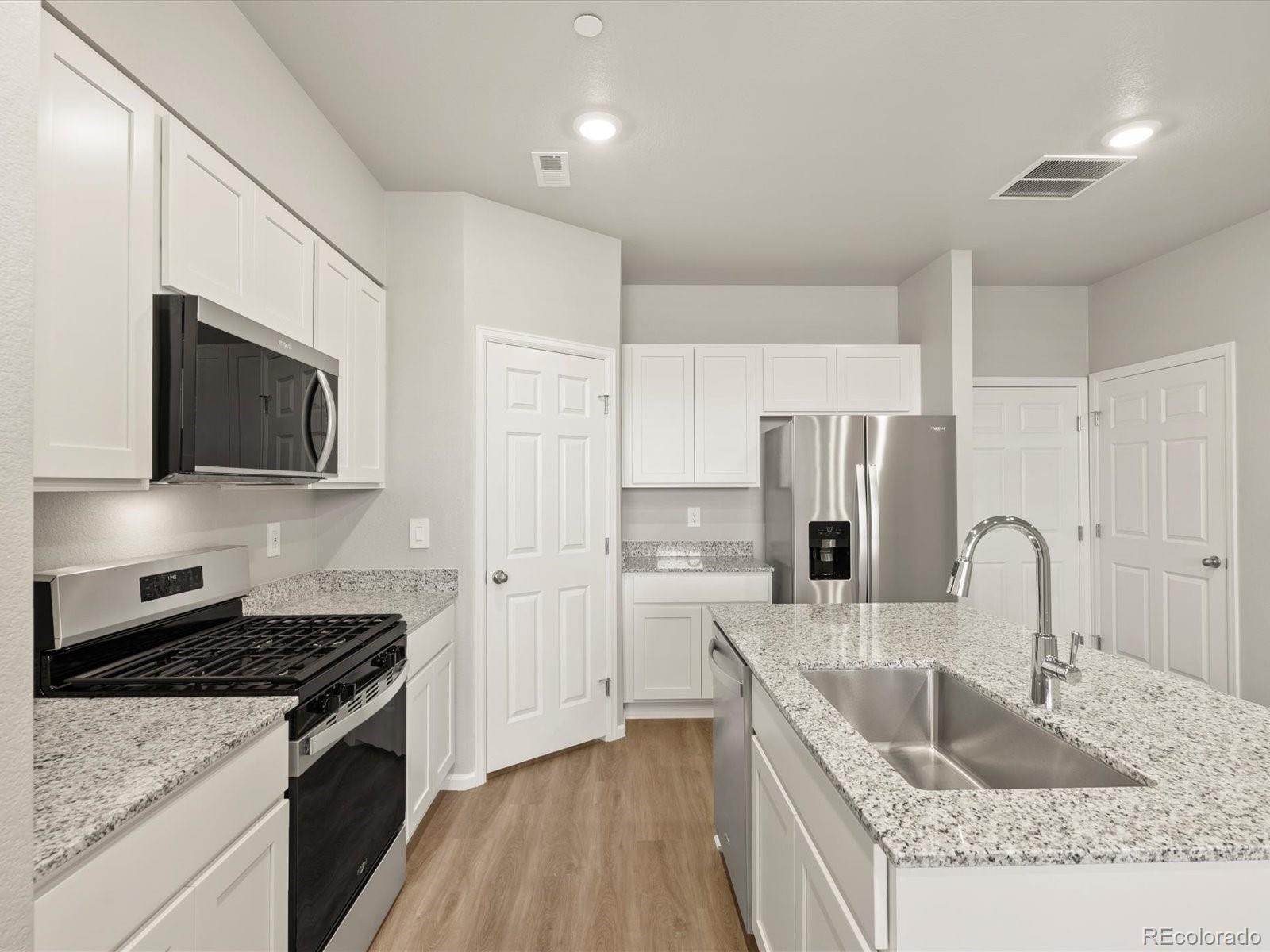 MLS Image #7 for 1594  riverplace drive,windsor, Colorado