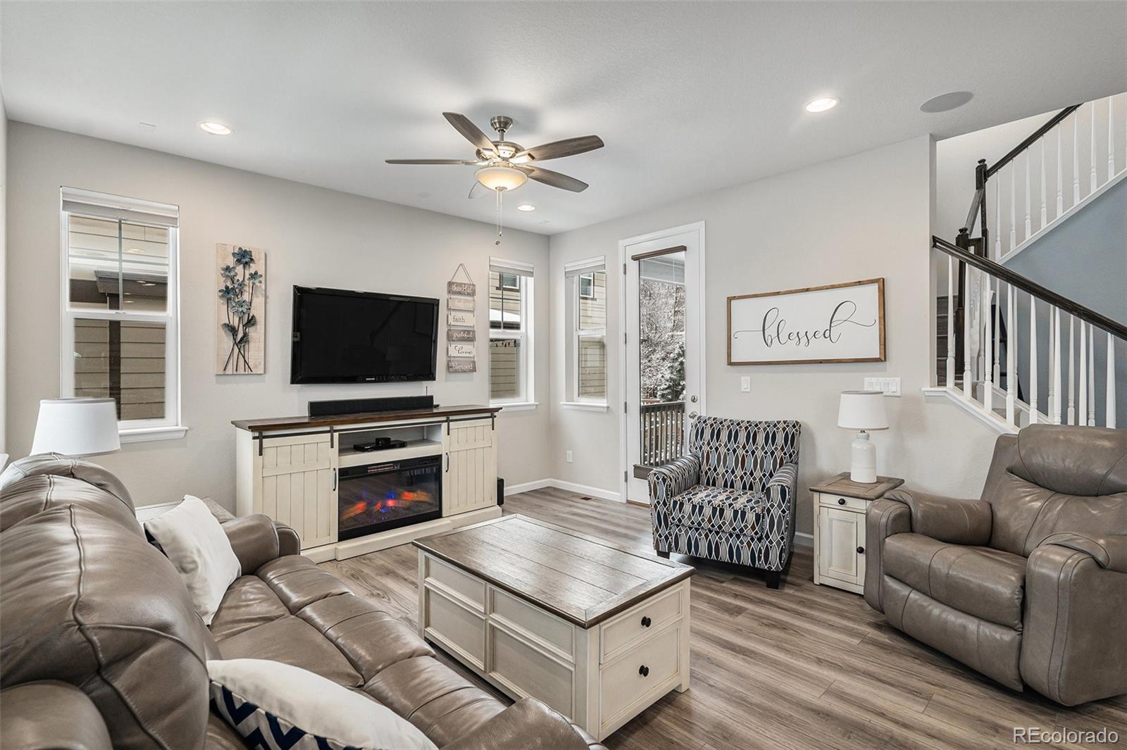 MLS Image #3 for 7281 s millbrook court,aurora, Colorado