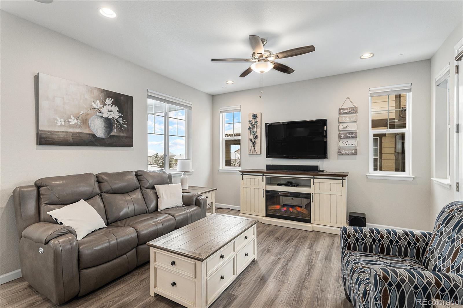 MLS Image #4 for 7281 s millbrook court,aurora, Colorado
