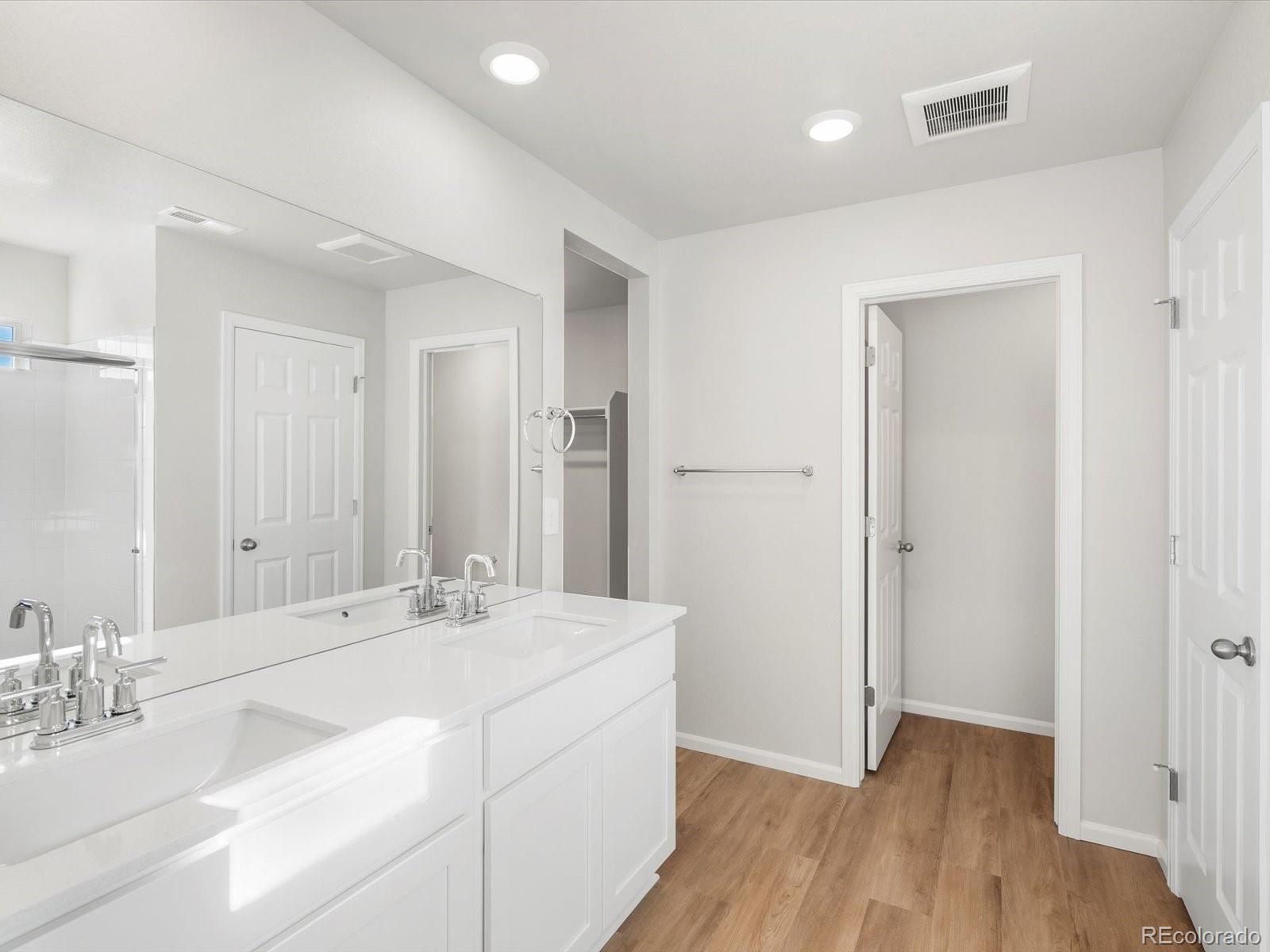 MLS Image #17 for 1636  yampa river drive,windsor, Colorado