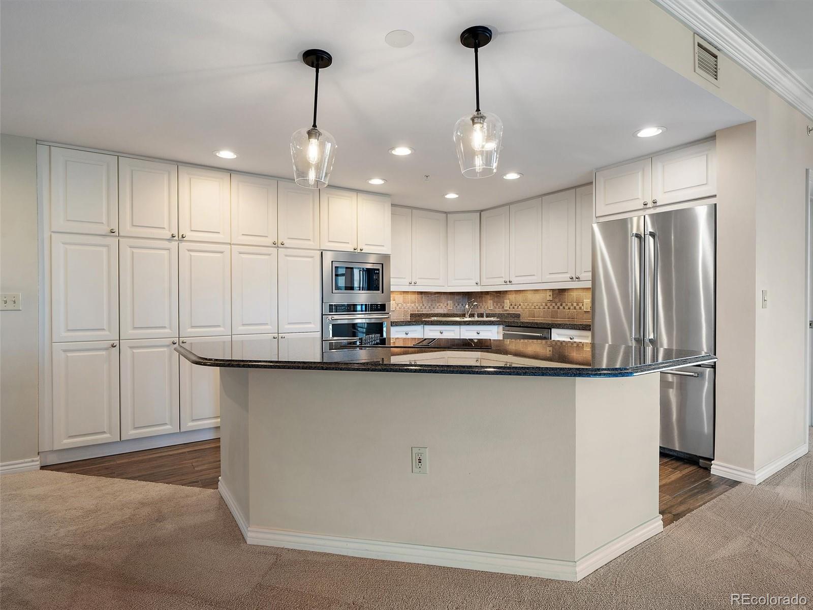 MLS Image #6 for 8100 e union avenue,denver, Colorado