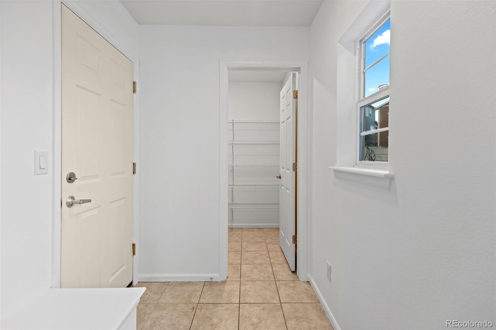 MLS Image #11 for 3925  donnington way,castle rock, Colorado