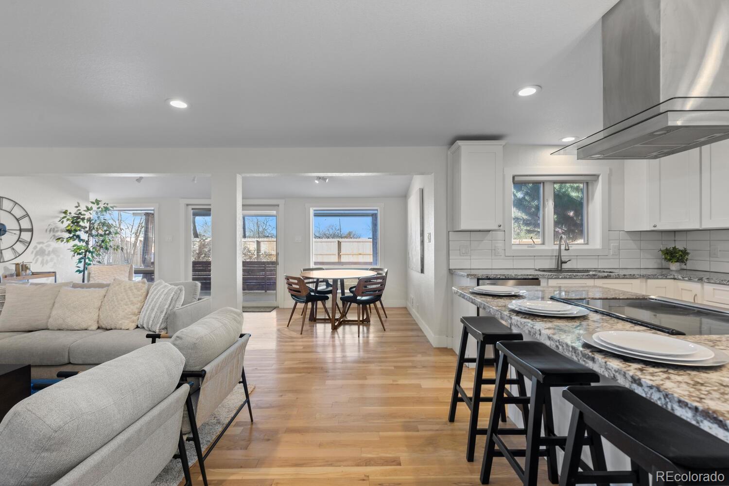 MLS Image #12 for 3245 s albion street,denver, Colorado