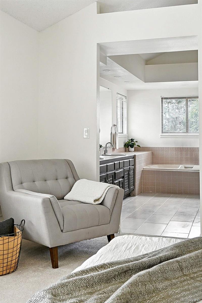 MLS Image #23 for 9400 e iliff avenue 321,denver, Colorado