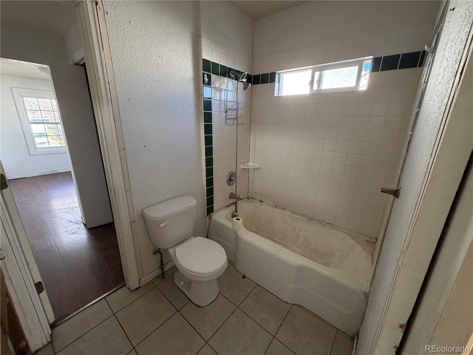 MLS Image #5 for 1042 s raleigh street,denver, Colorado