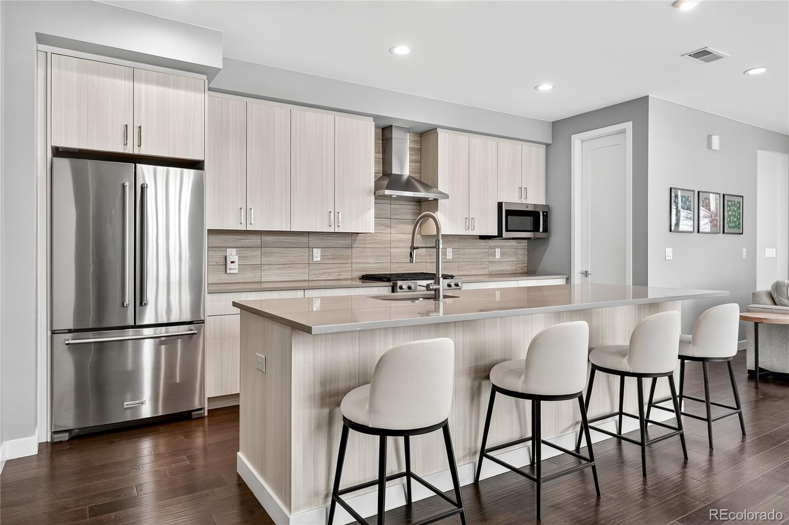 MLS Image #12 for 3237 s bannock street,englewood, Colorado
