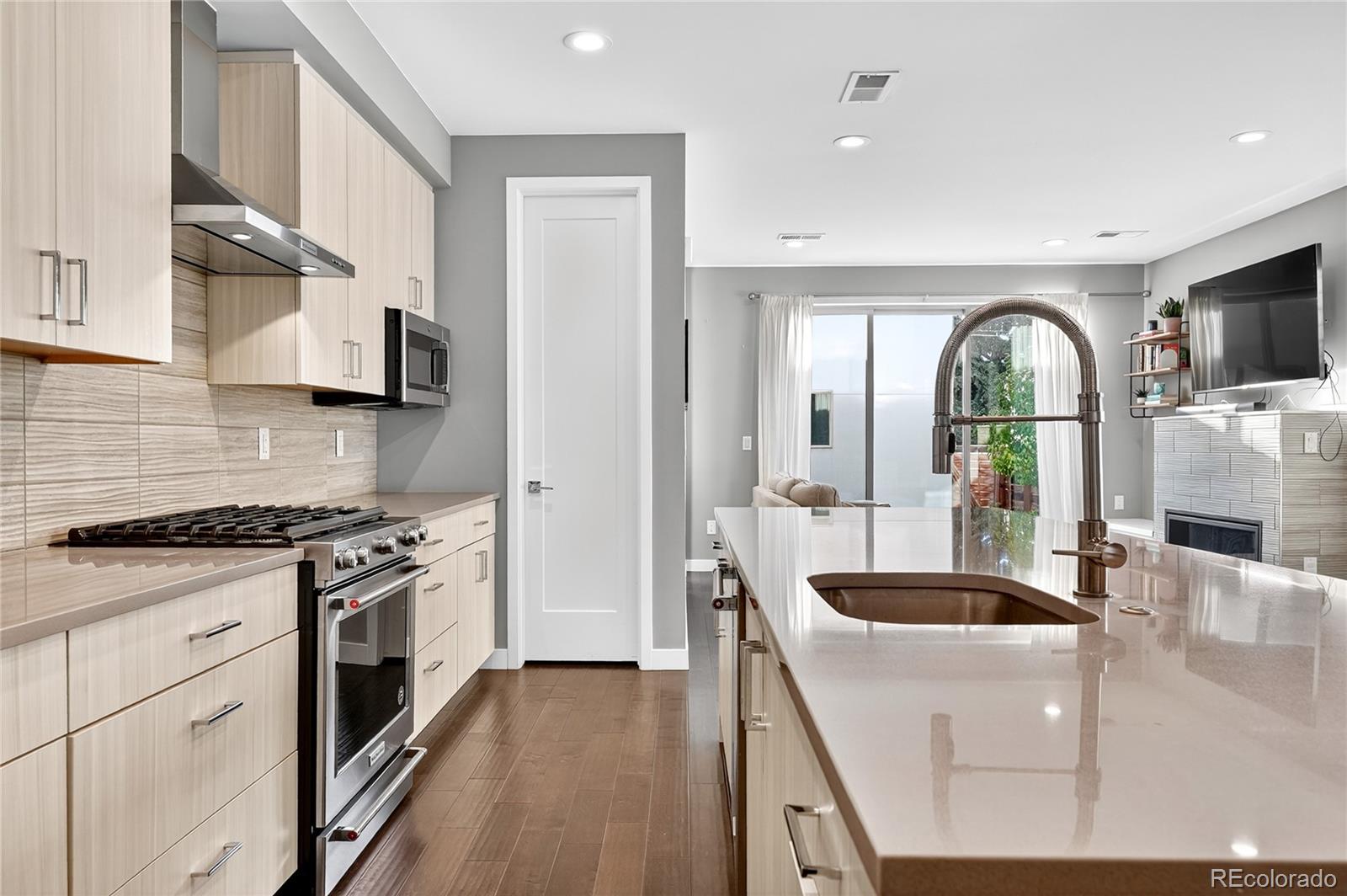 MLS Image #16 for 3237 s bannock street,englewood, Colorado