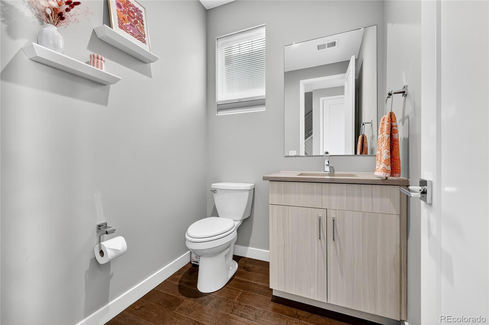 MLS Image #18 for 3237 s bannock street,englewood, Colorado