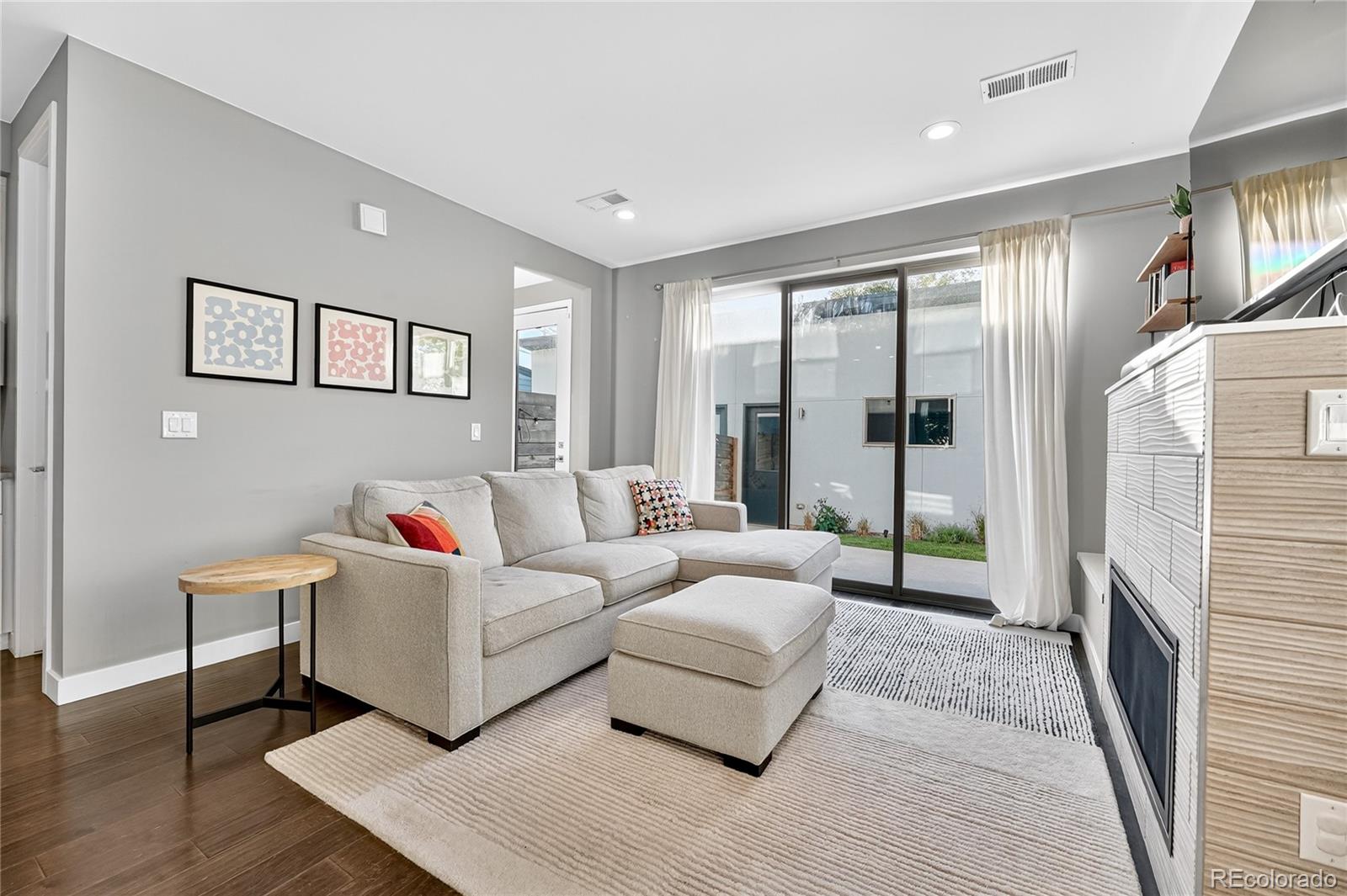 MLS Image #3 for 3237 s bannock street,englewood, Colorado