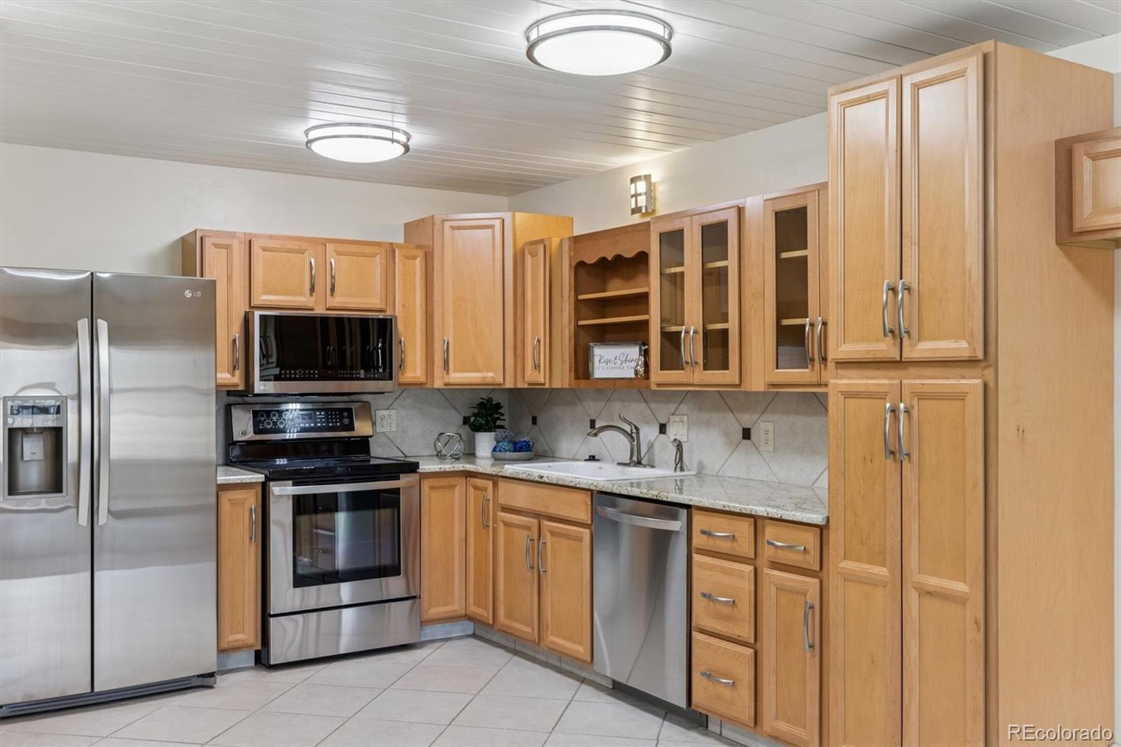 MLS Image #6 for 625 s clinton street 7a,denver, Colorado