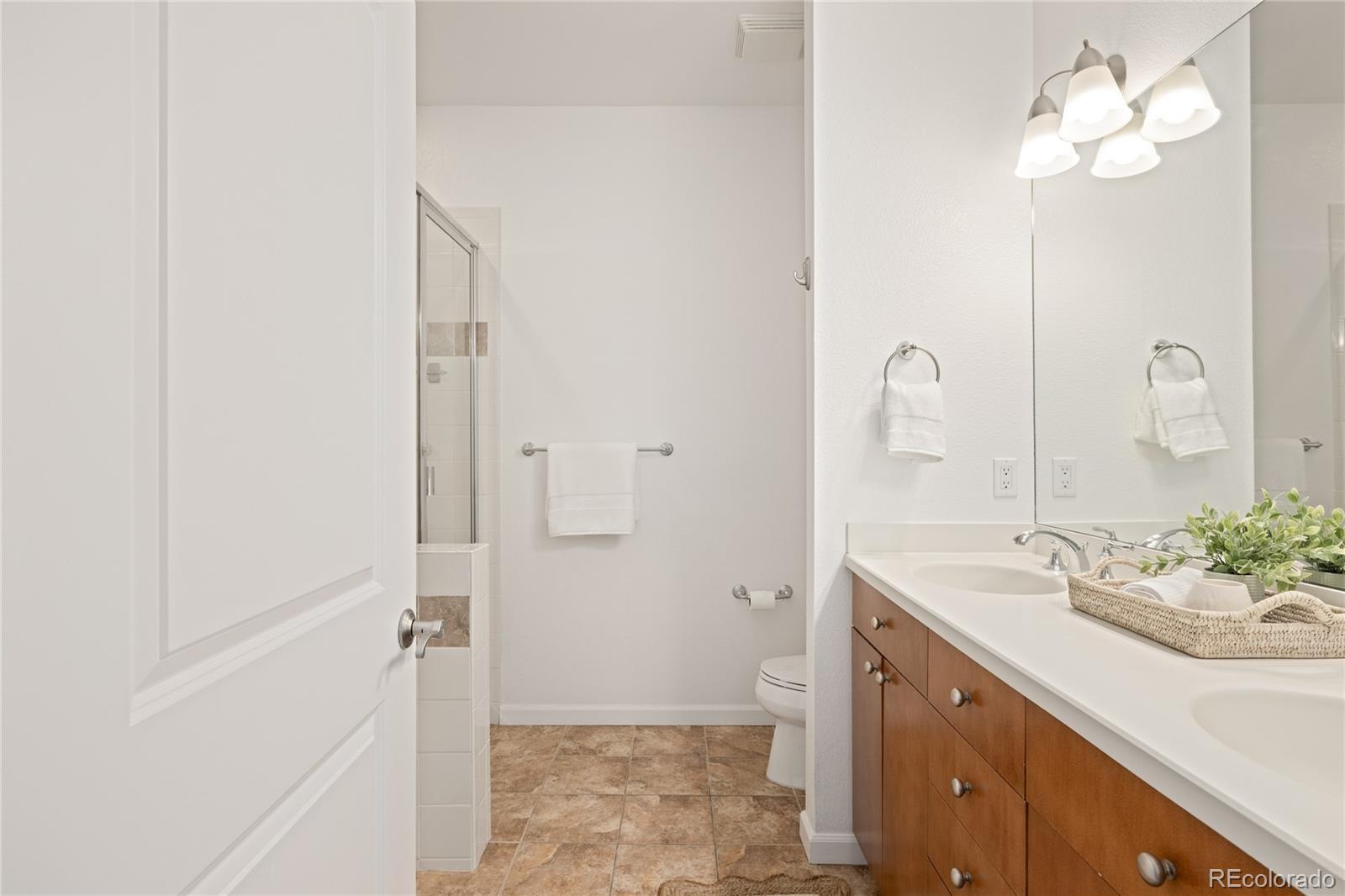 MLS Image #14 for 1662  fillmore street,denver, Colorado