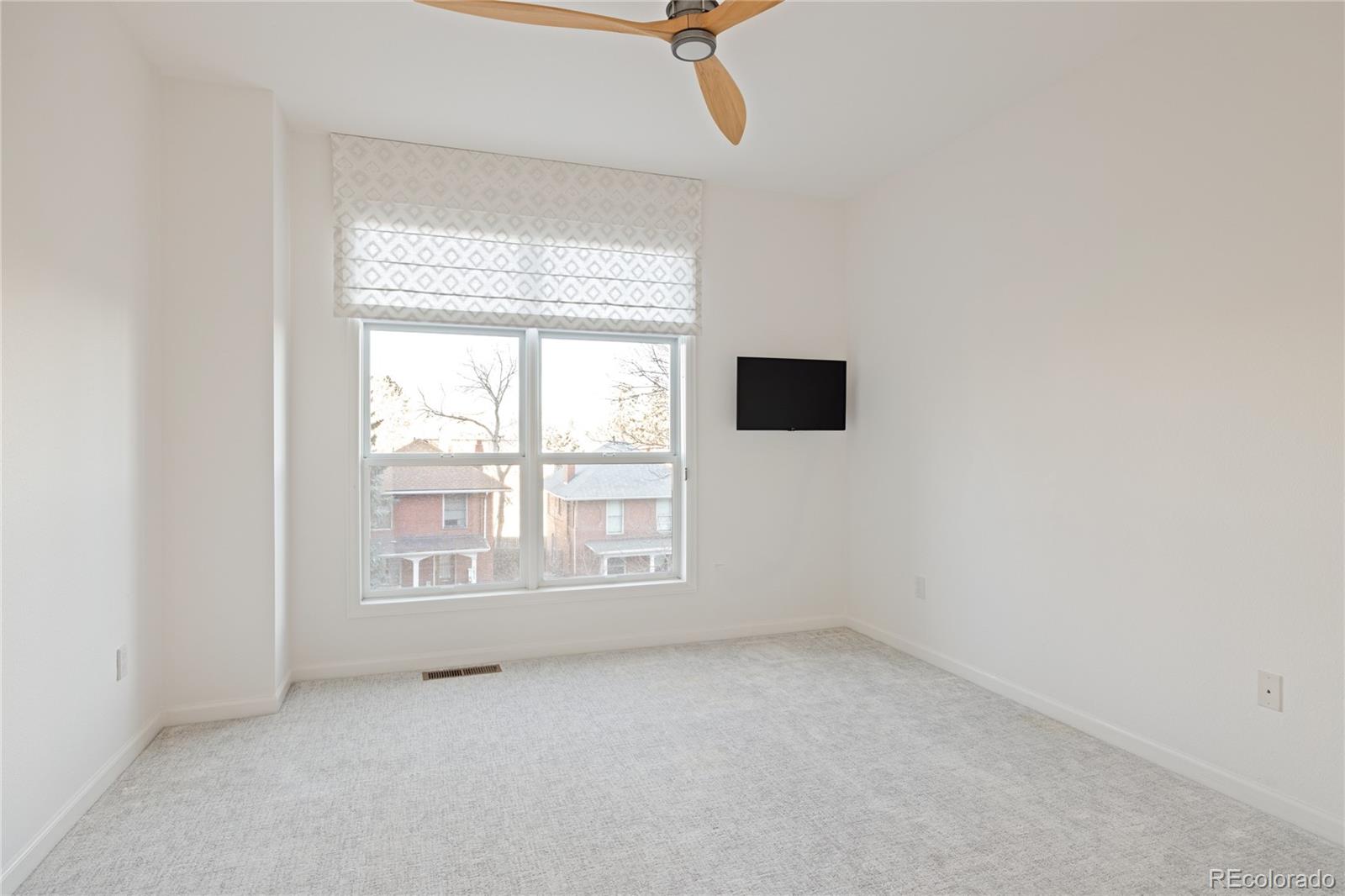 MLS Image #16 for 1662  fillmore street,denver, Colorado