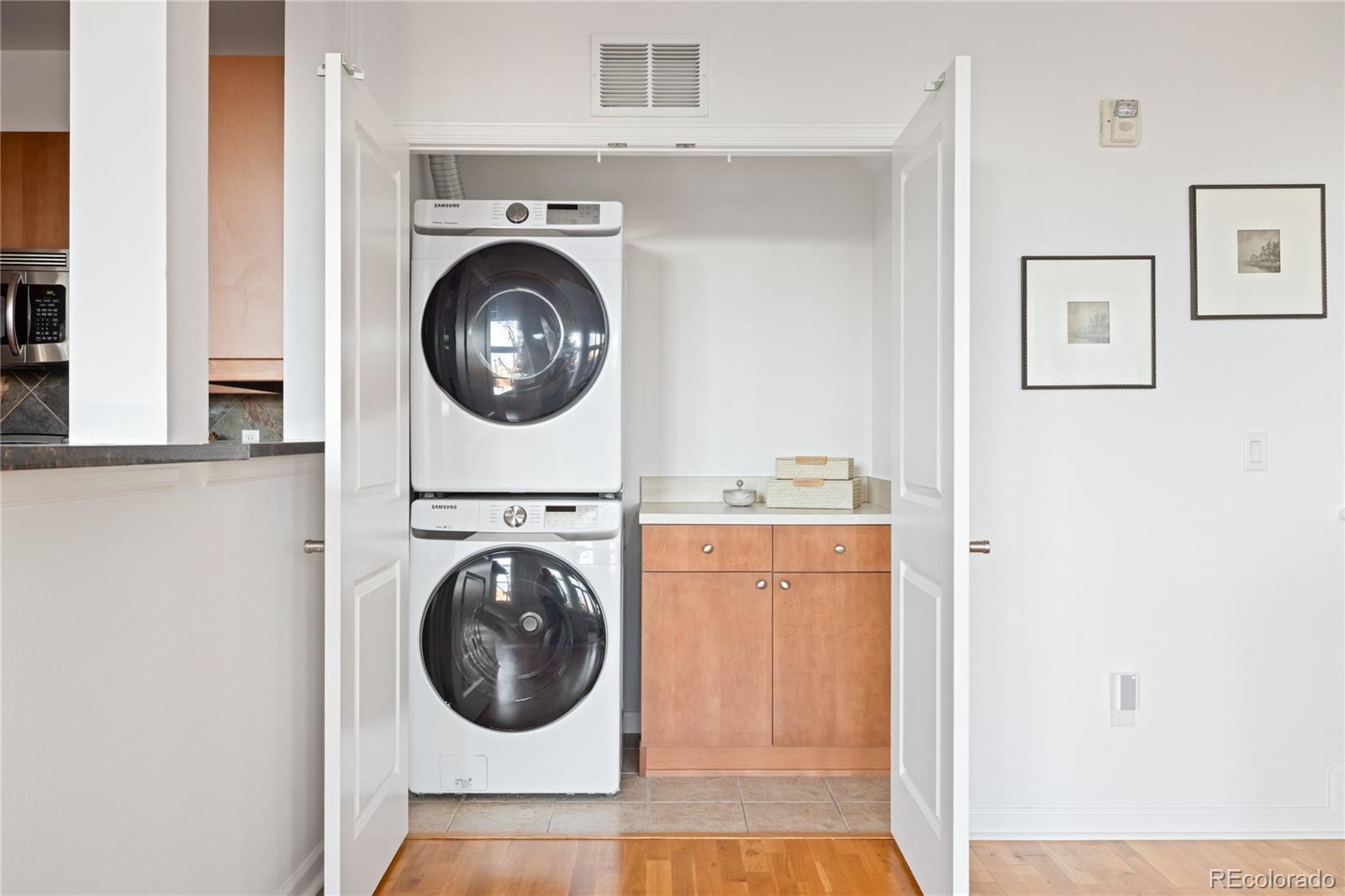 MLS Image #7 for 1662  fillmore street,denver, Colorado