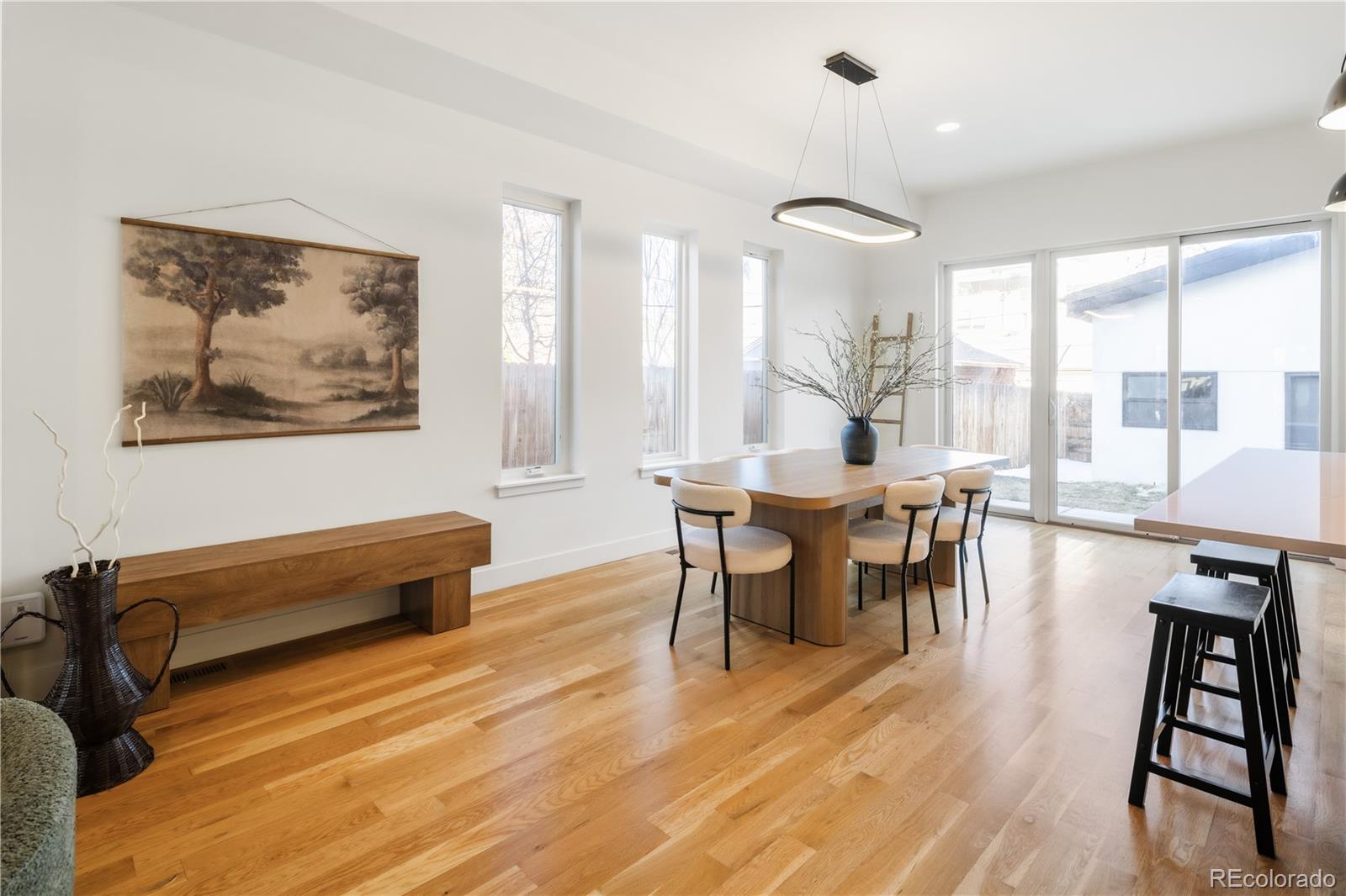 MLS Image #12 for 2240 s lincoln street,denver, Colorado