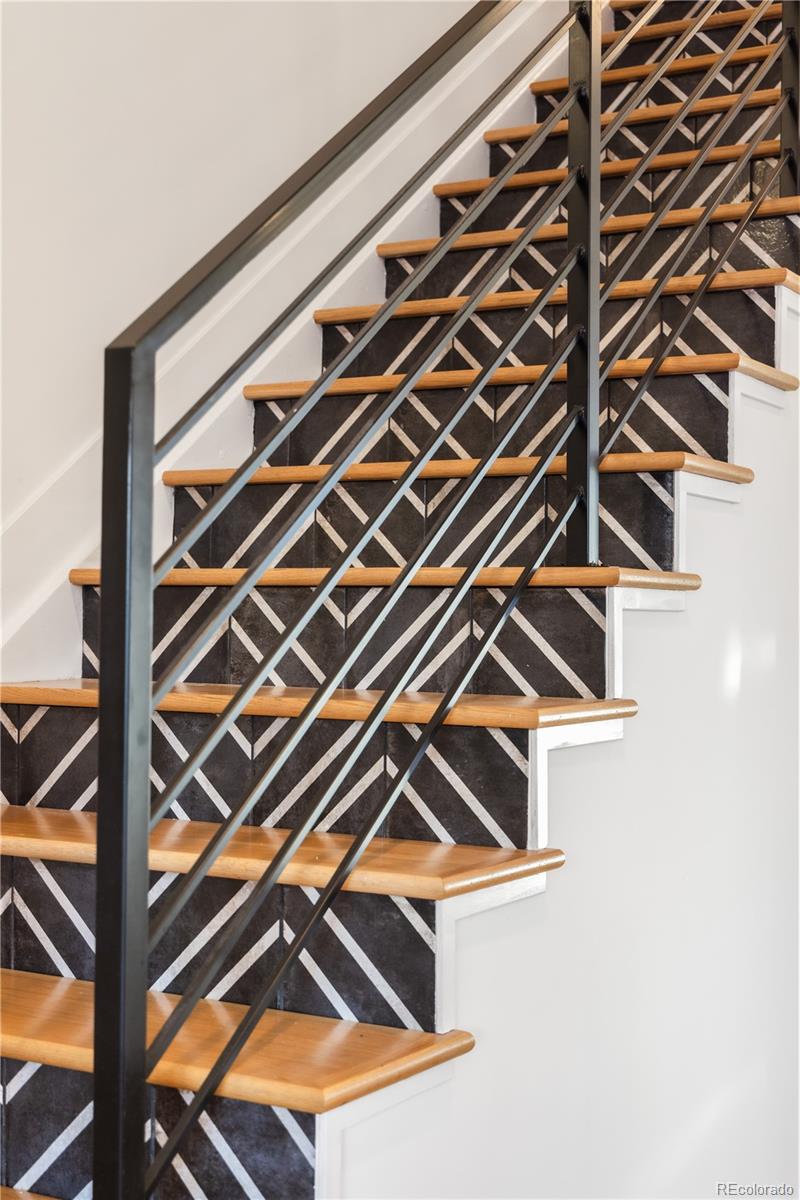 MLS Image #18 for 2240 s lincoln street,denver, Colorado