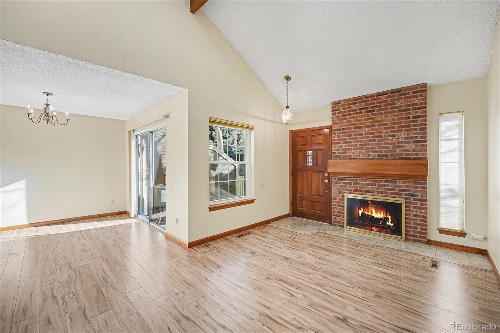 MLS Image #4 for 1920 s helena street a,aurora, Colorado