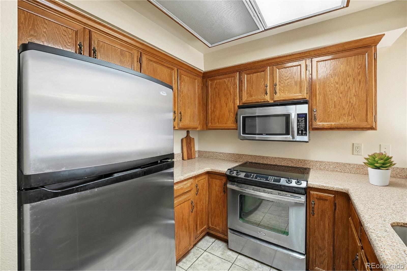 MLS Image #7 for 1920 s helena street a,aurora, Colorado