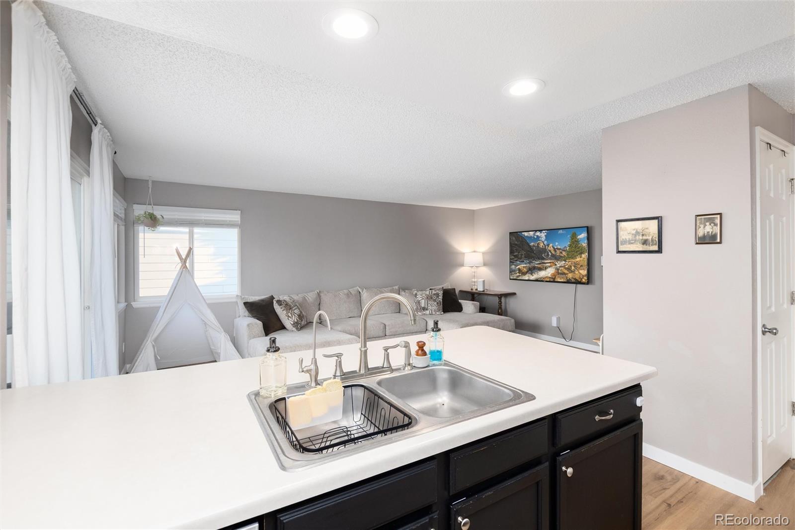 MLS Image #8 for 4304 s genoa court,centennial, Colorado