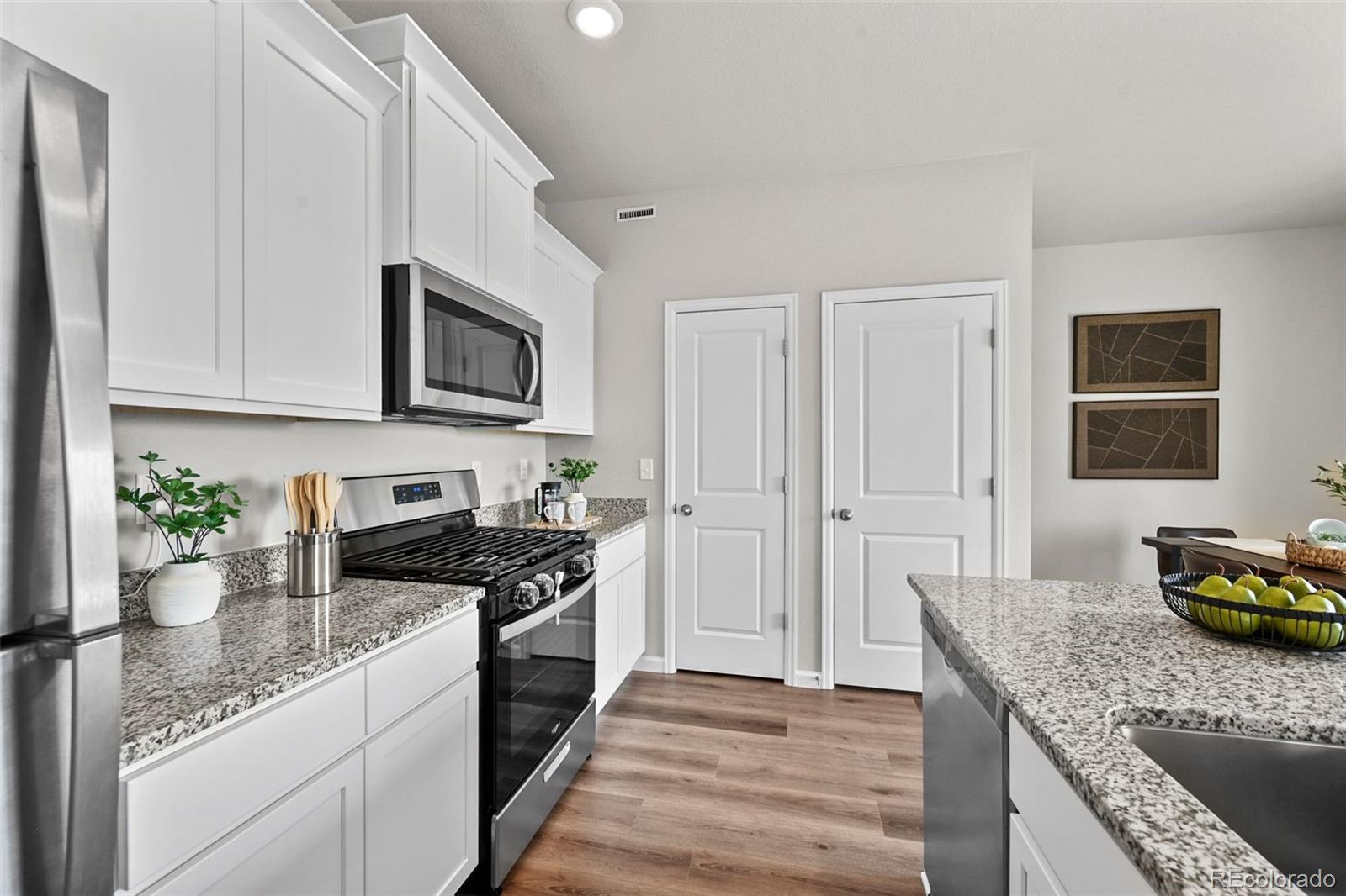 MLS Image #9 for 7307  big thompson court,frederick, Colorado