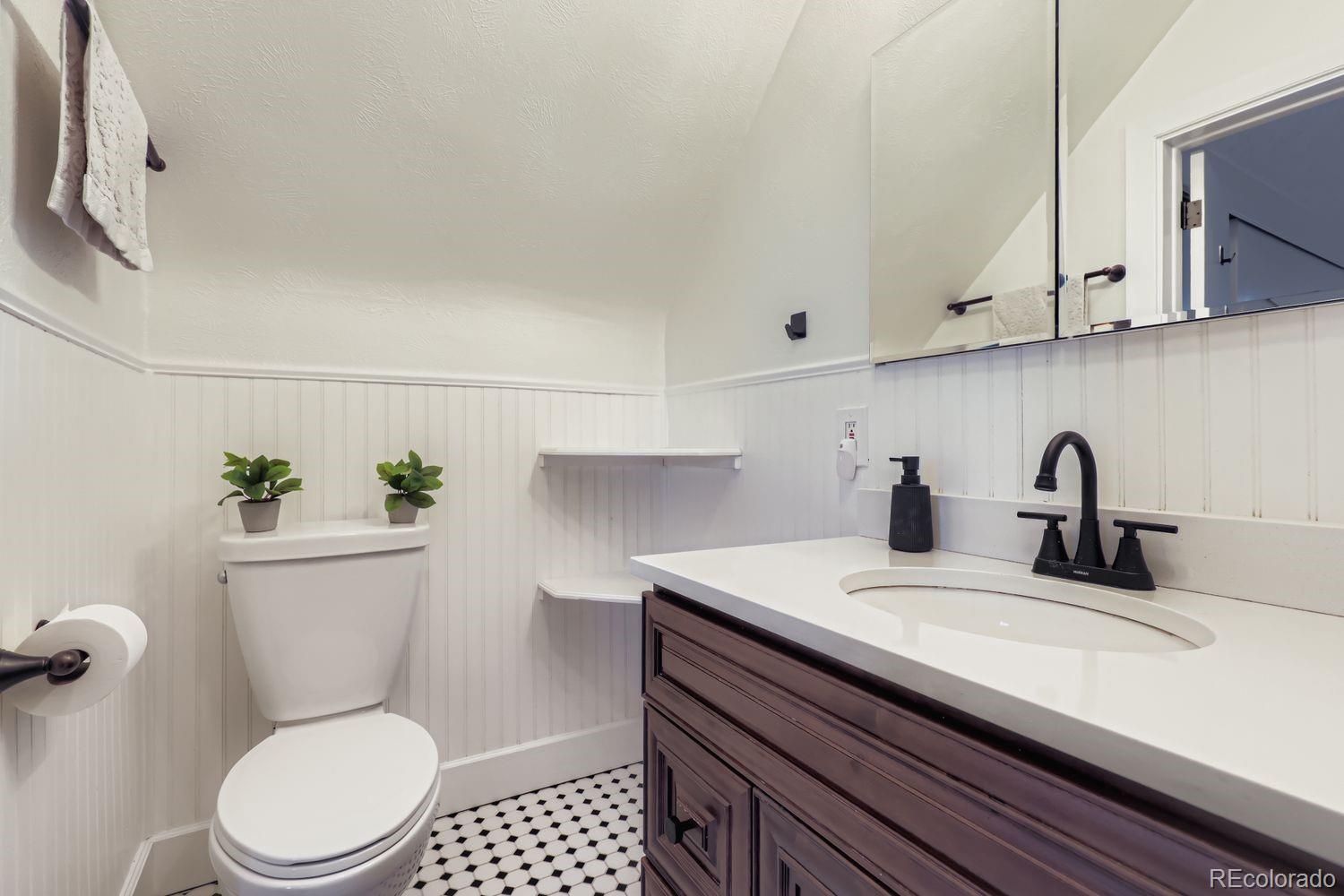 MLS Image #11 for 112 w maple avenue,denver, Colorado