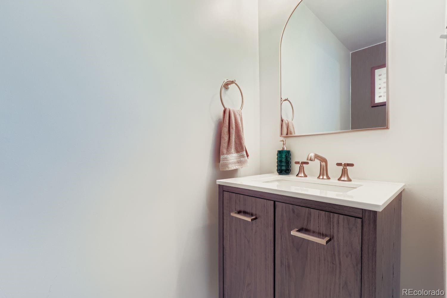 MLS Image #8 for 112 w maple avenue,denver, Colorado